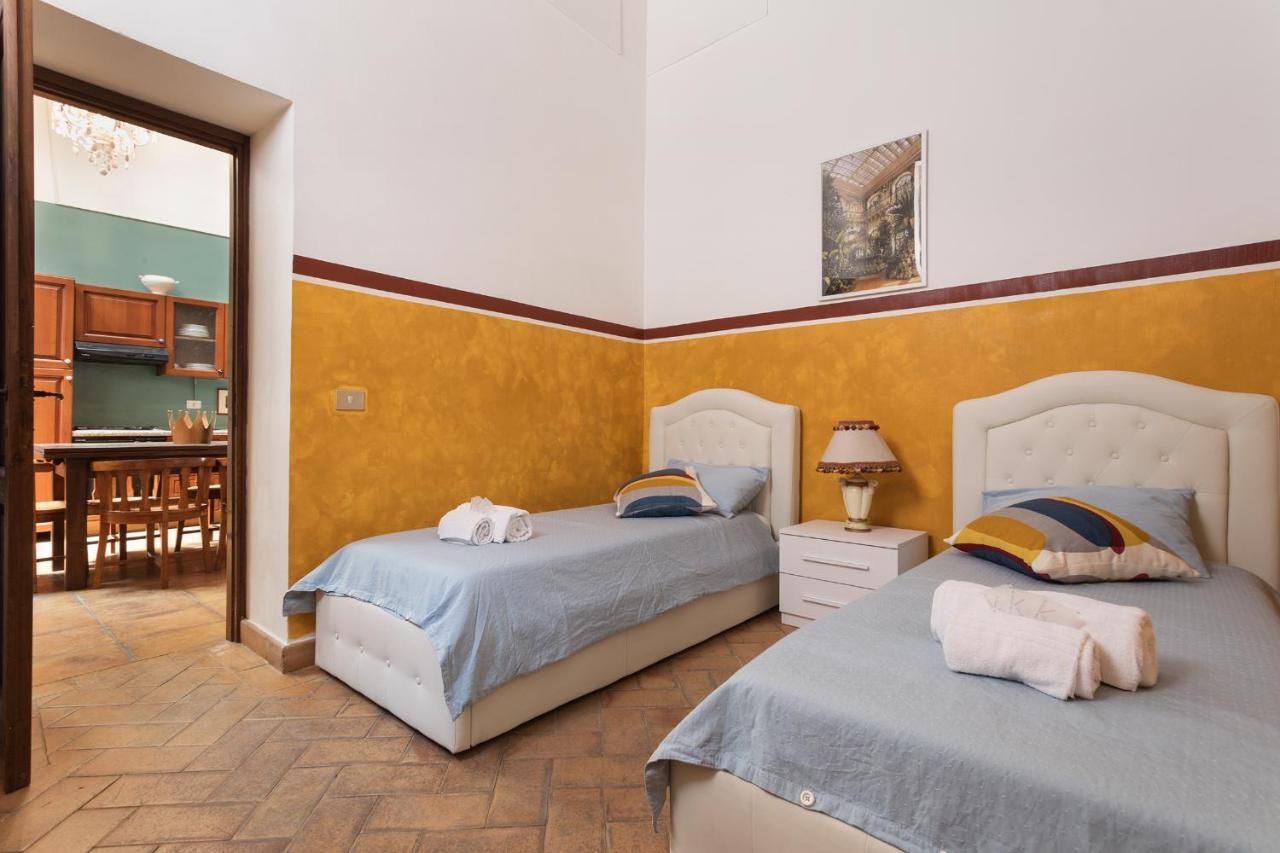 Campo Dei Fiori Palace,Piazza Navona Рим Екстериор снимка